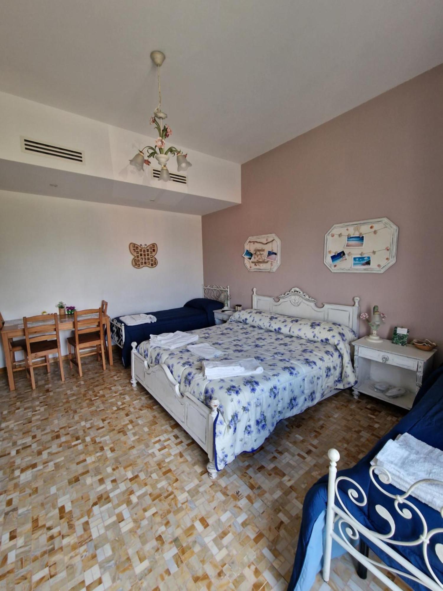 Camere Le Margherite Ольбия Экстерьер фото